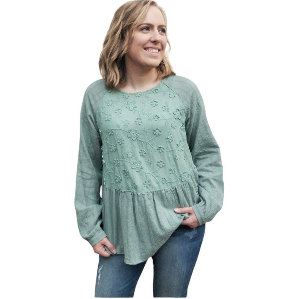 Umgee Women's Small Long Sleeve Floral Babydoll Peplum Top Shirt Blouse
